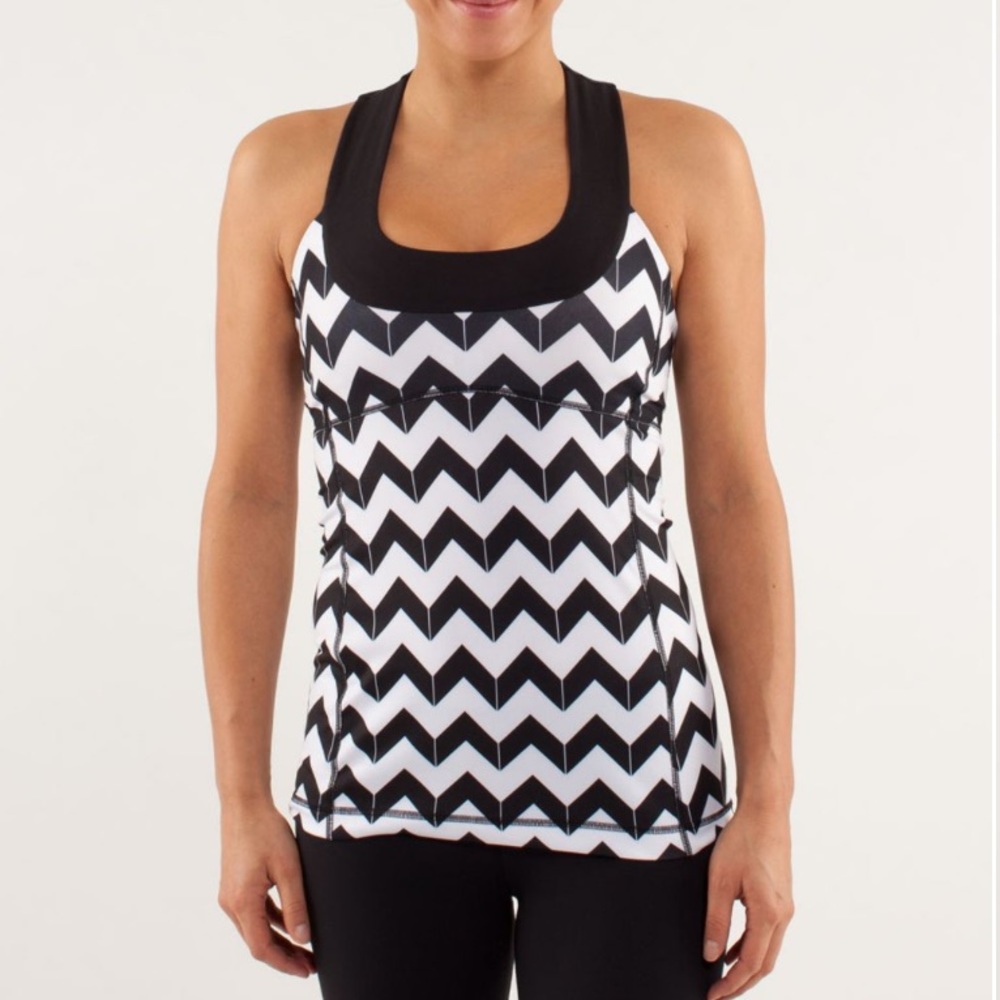 lululemon Scoop Neck Tank, Size 8